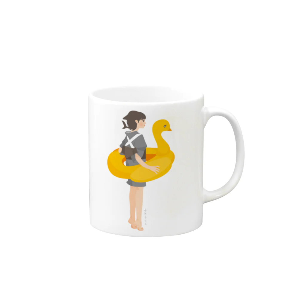 さかたようこ / サメ画家のさめ子さん、海へ Tシャツ Mug :right side of the handle