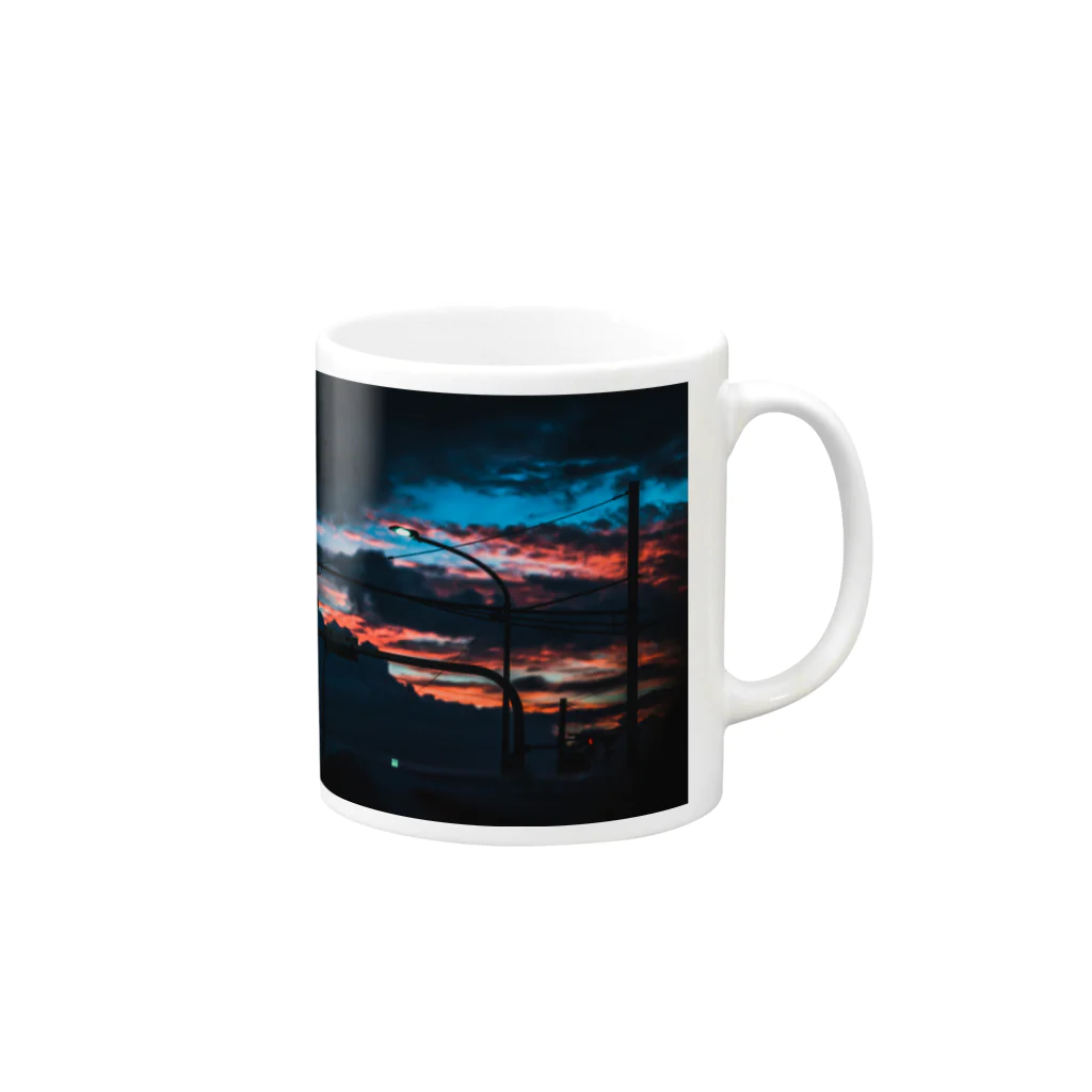 久留米運送の仕事帰りの夕景 Mug :right side of the handle