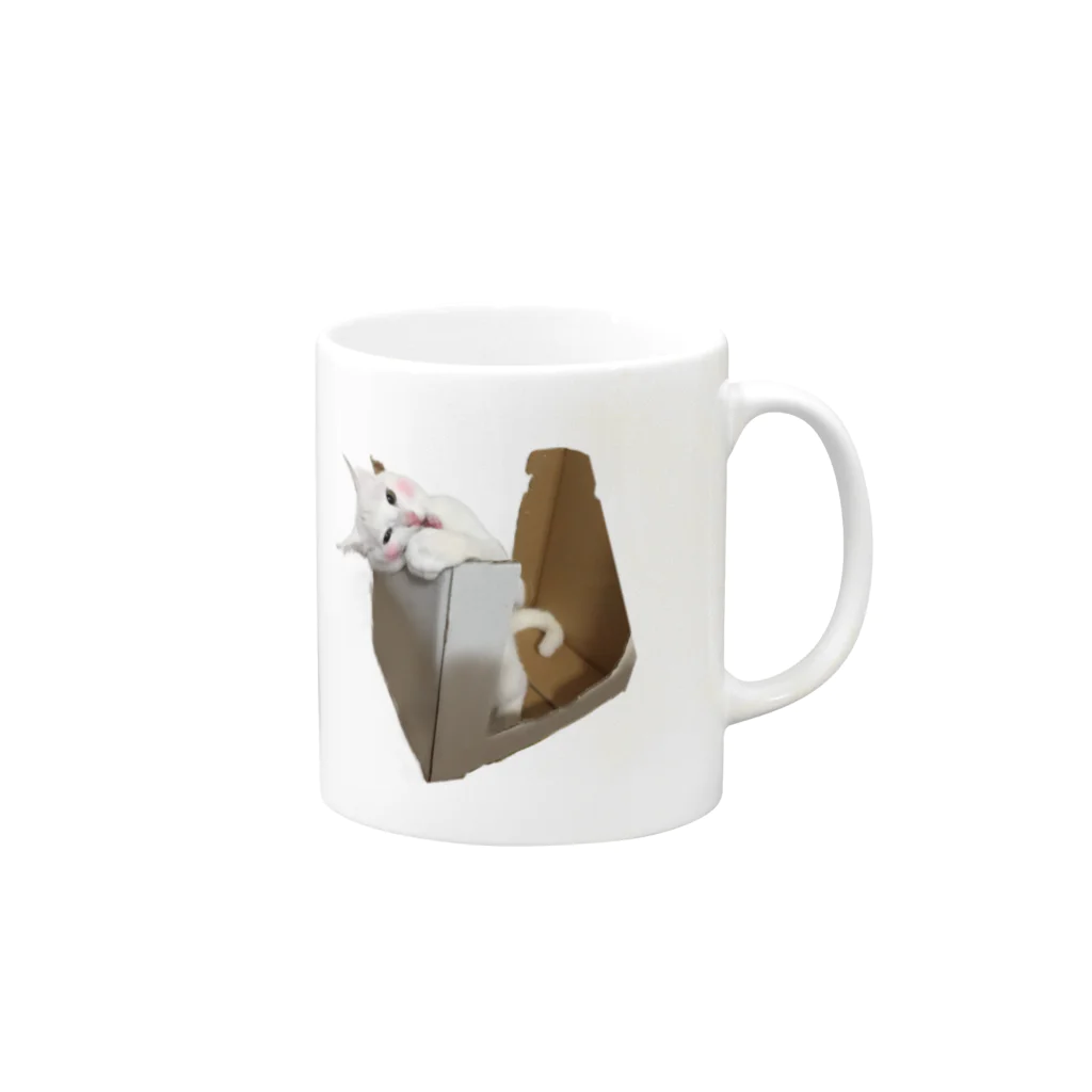 ナツのバスタブの猫ダンボールがじがじ Mug :right side of the handle