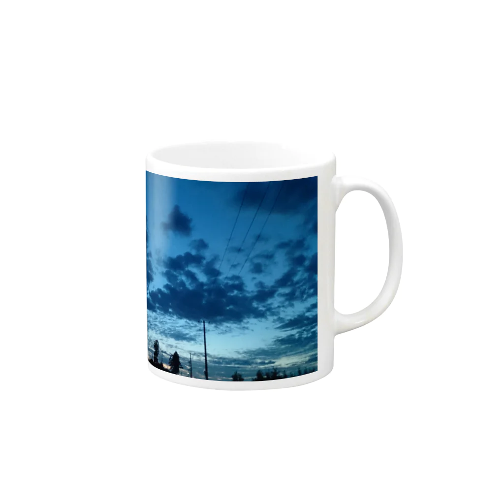 ソラ色の夕暮れの空 Mug :right side of the handle