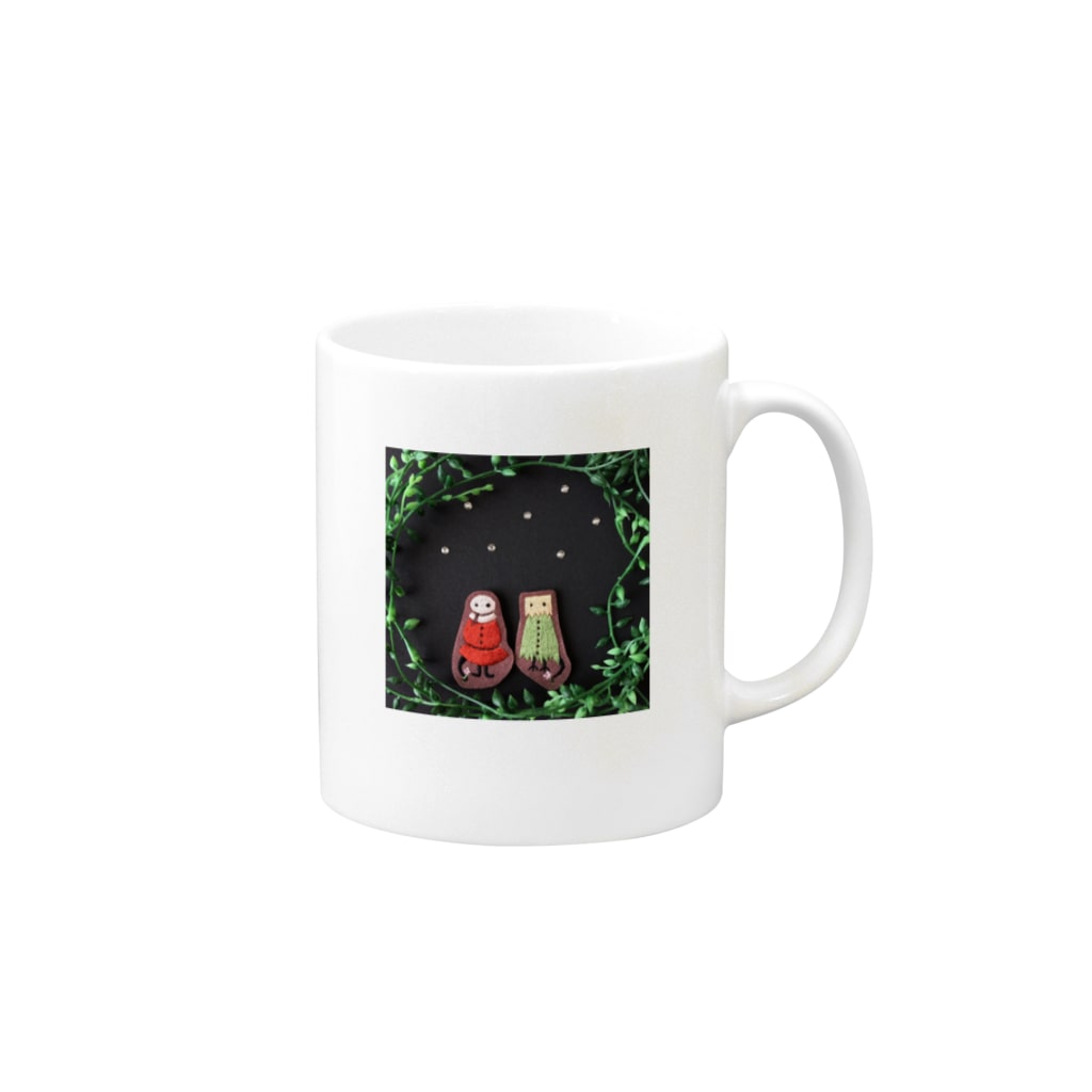ムムリク舎の紙ブクロくんとゴミブクロちゃんのマグカップ Mug :right side of the handle