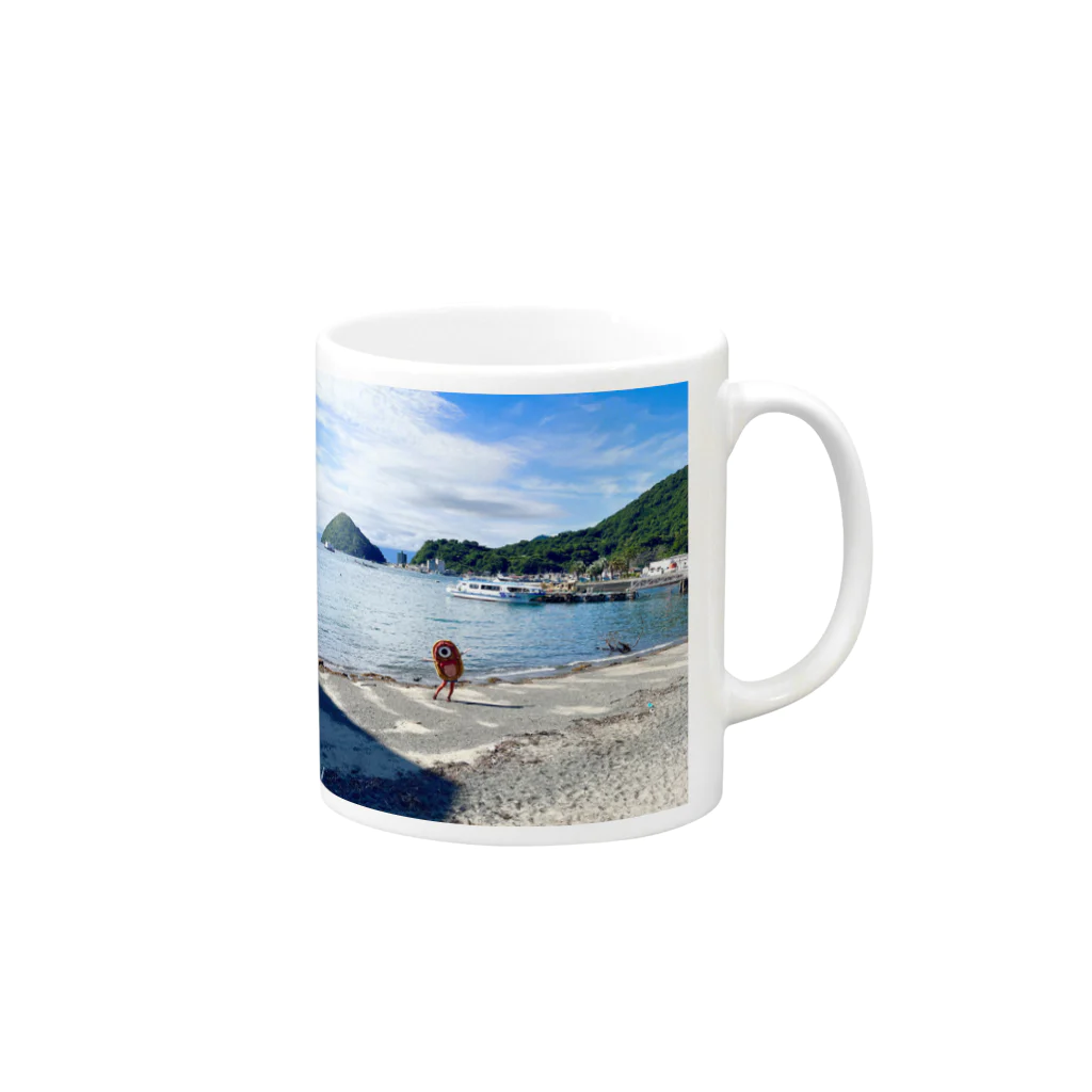 化けわらじ工房の海と化けわらじ Mug :right side of the handle