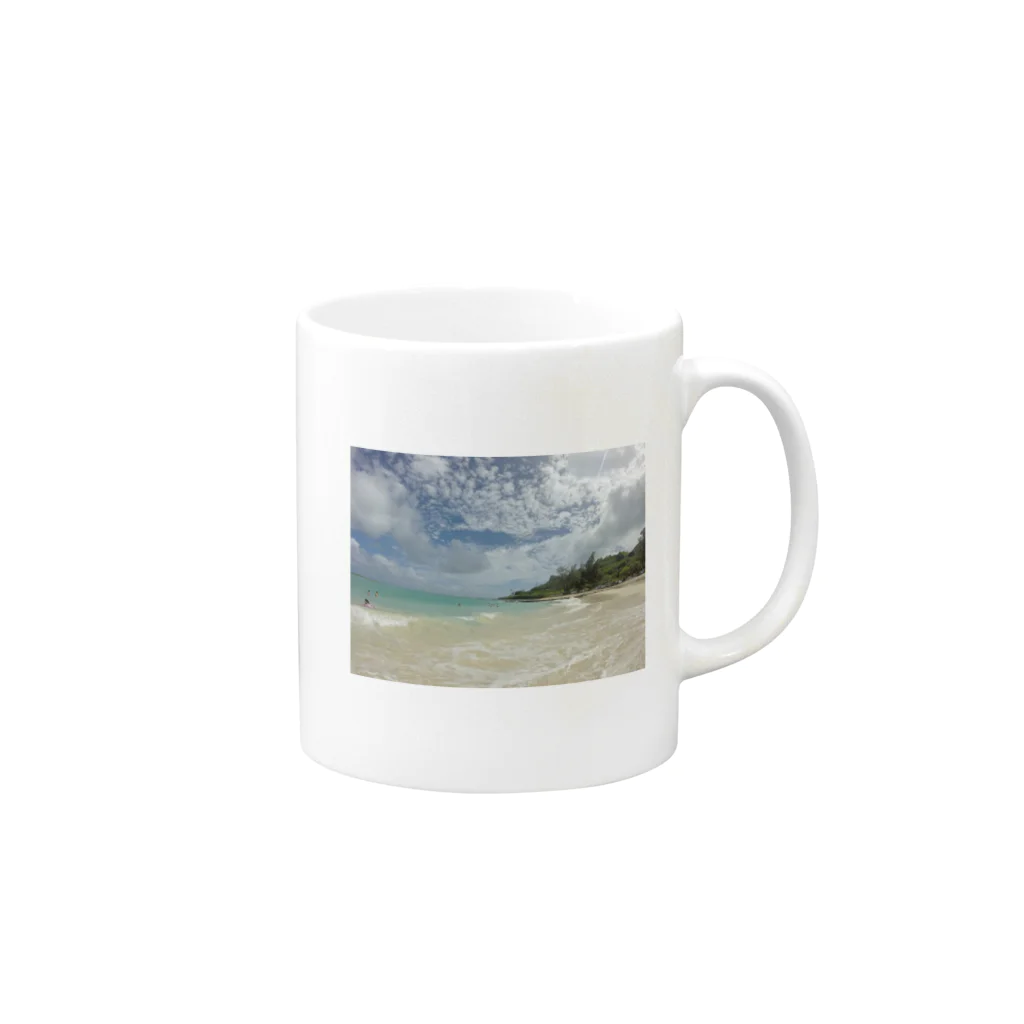 akiのカイルアビーチ Mug :right side of the handle