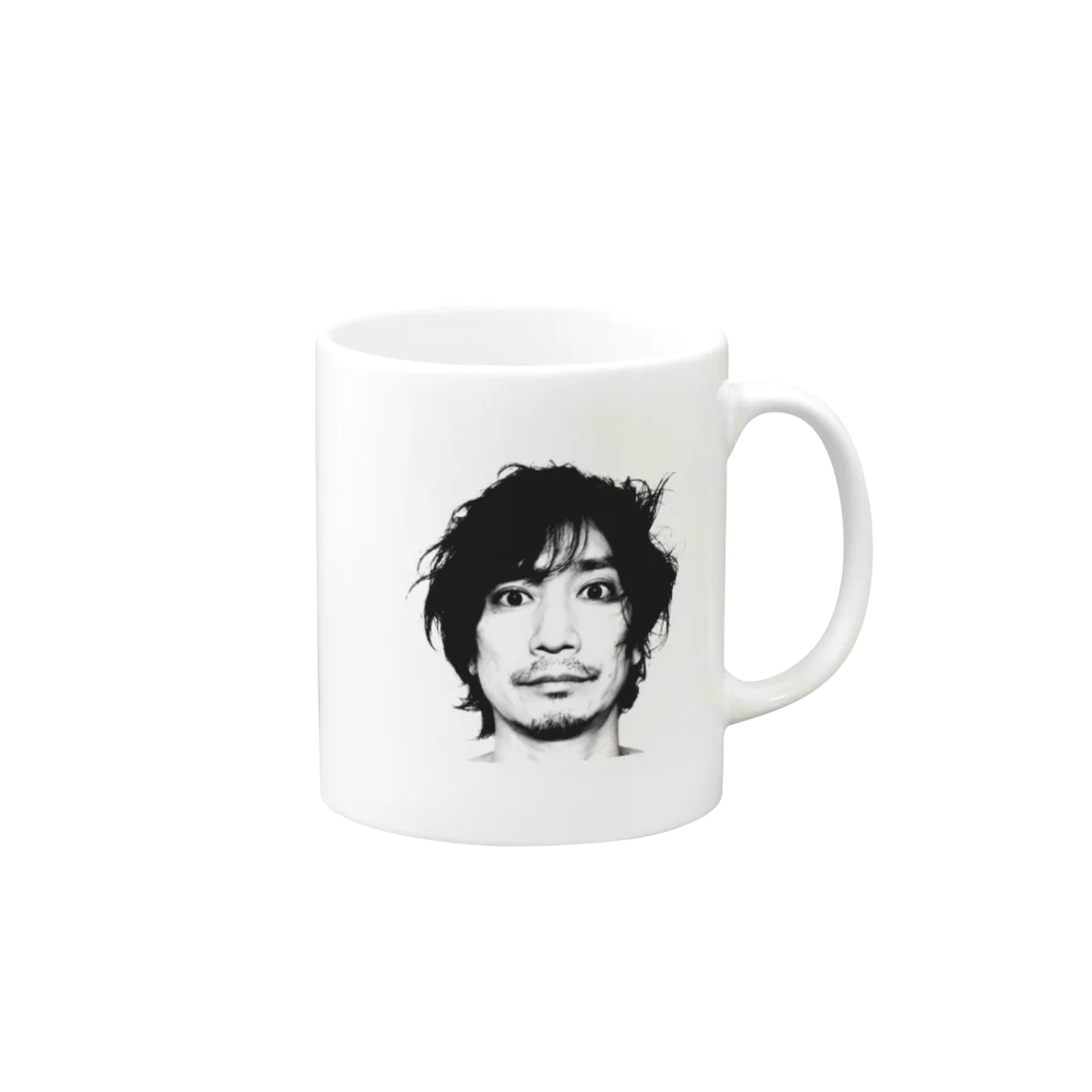 龍之介公式ショッピングサイト（SUZURI）のやたらと見てくるマグカップ Mug :right side of the handle