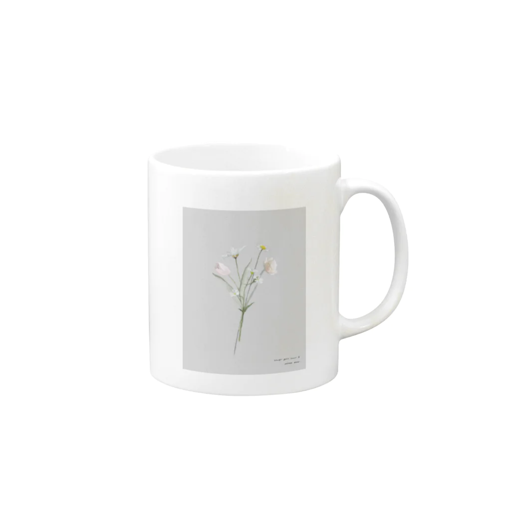 rilybiiの💐 Hanataba . grayish pale color . Mug :right side of the handle