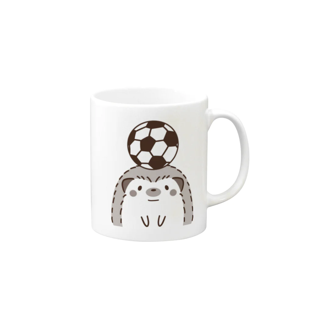 lemonysnow/ハリネズミグッズのハリネズミとサッカー Mug :right side of the handle