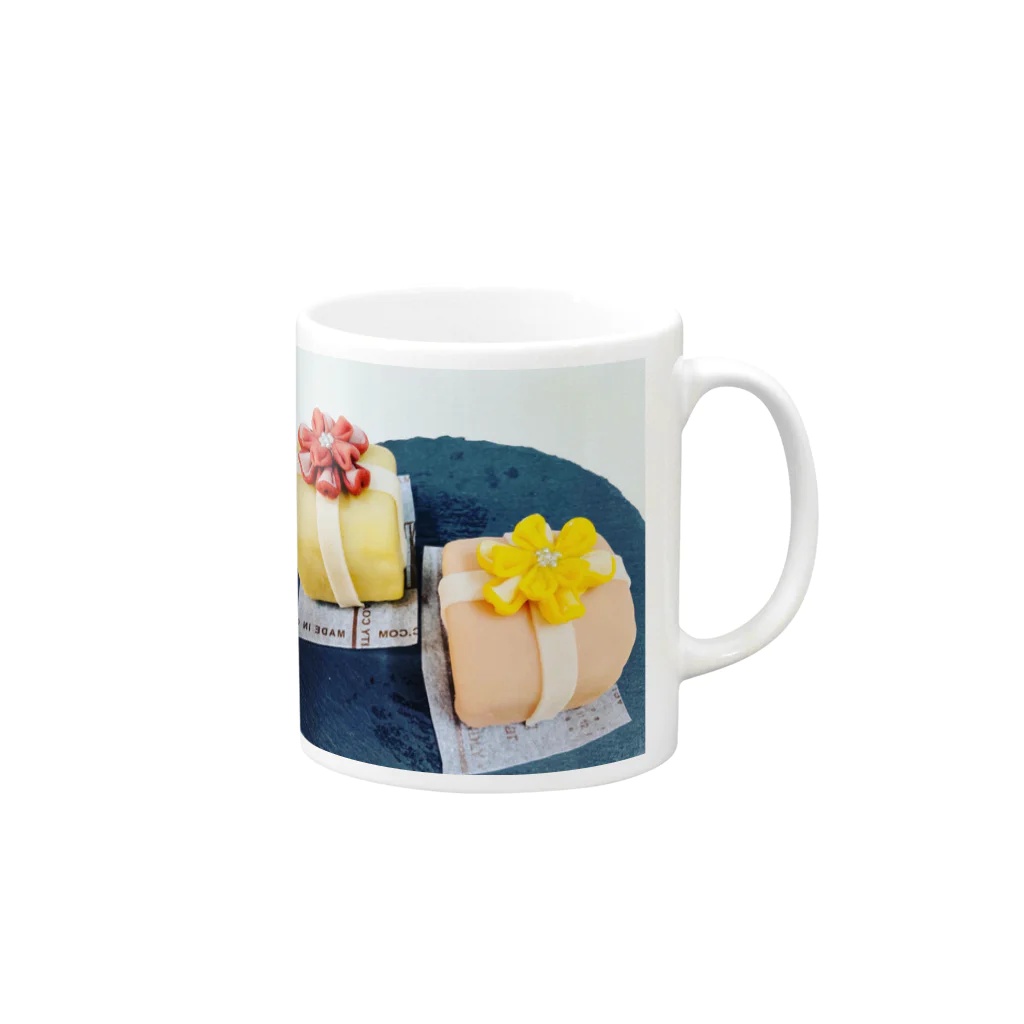 Neo102c.cのお菓子のプレゼント Mug :right side of the handle