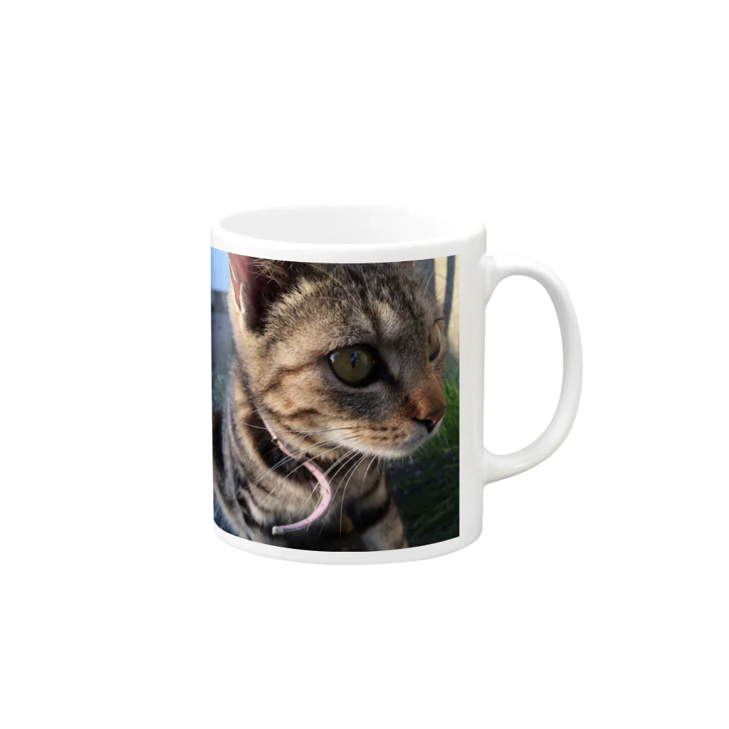 いちかショップの猫にゃー Mug :right side of the handle