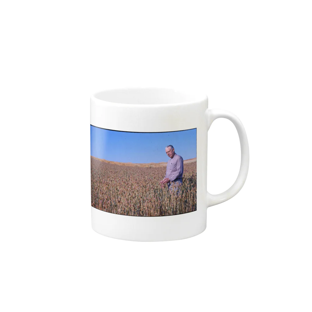 VintageのMERRILL OVESON IN A FIELD, CIRCA 1975 Mug :right side of the handle