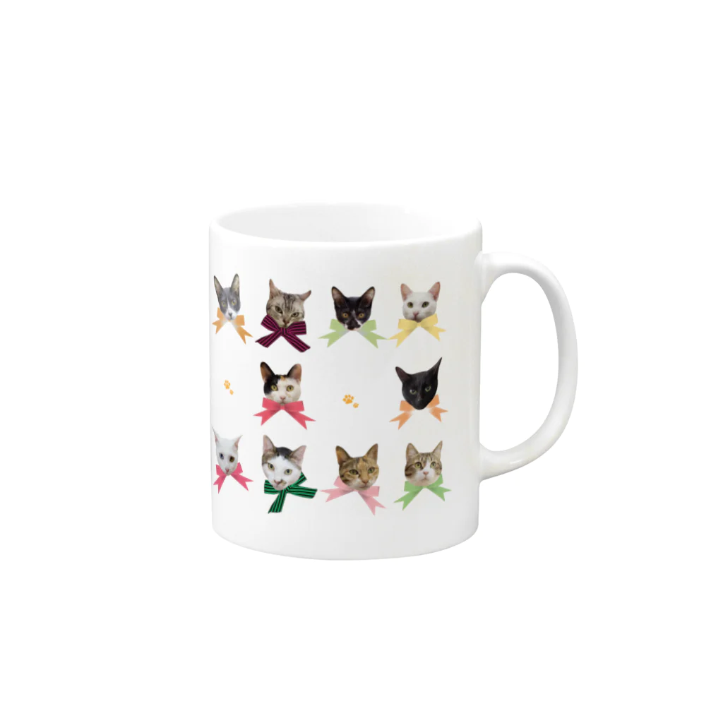 ねっこのねこいっぱい Mug :right side of the handle