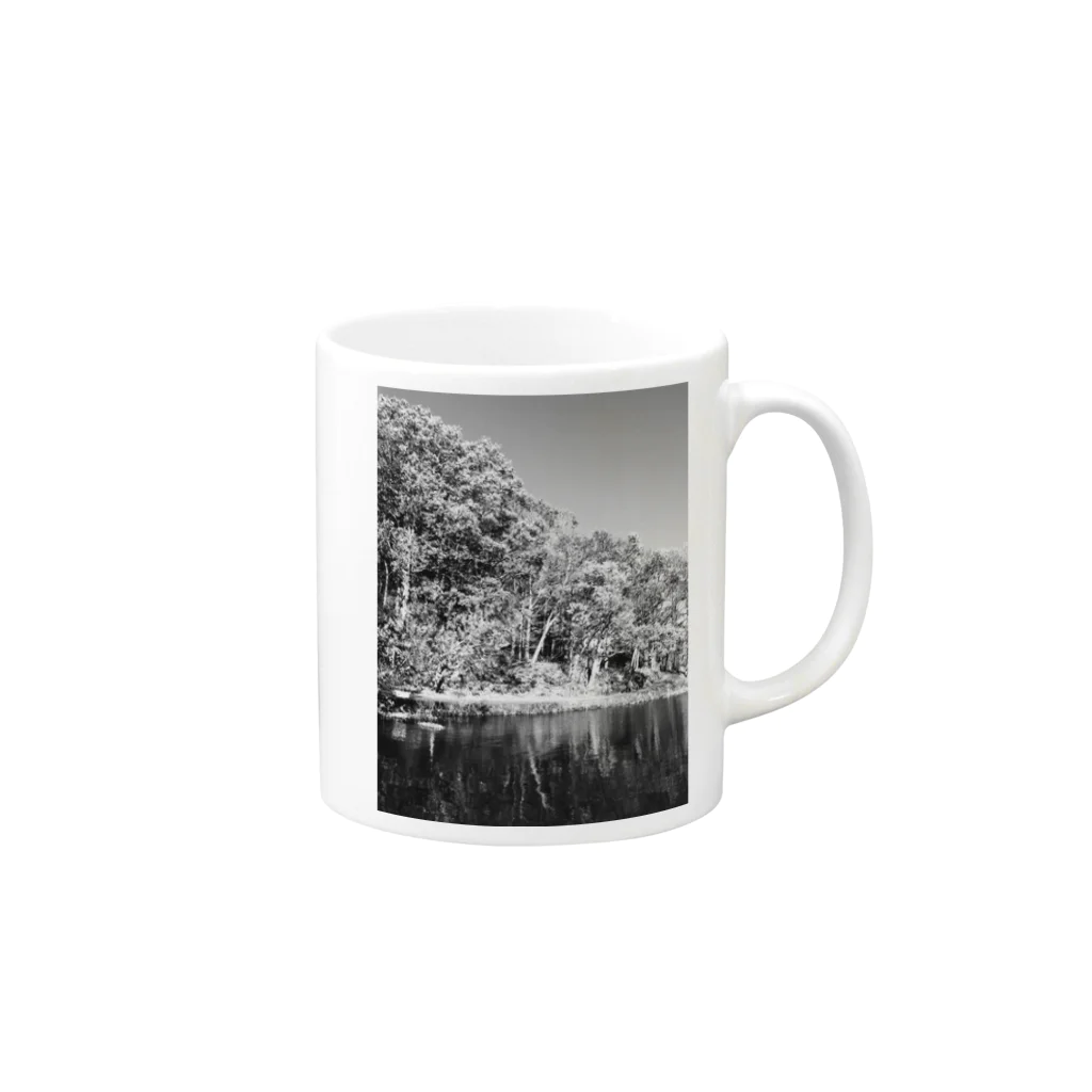 tttyyの秋を感じる Mug :right side of the handle