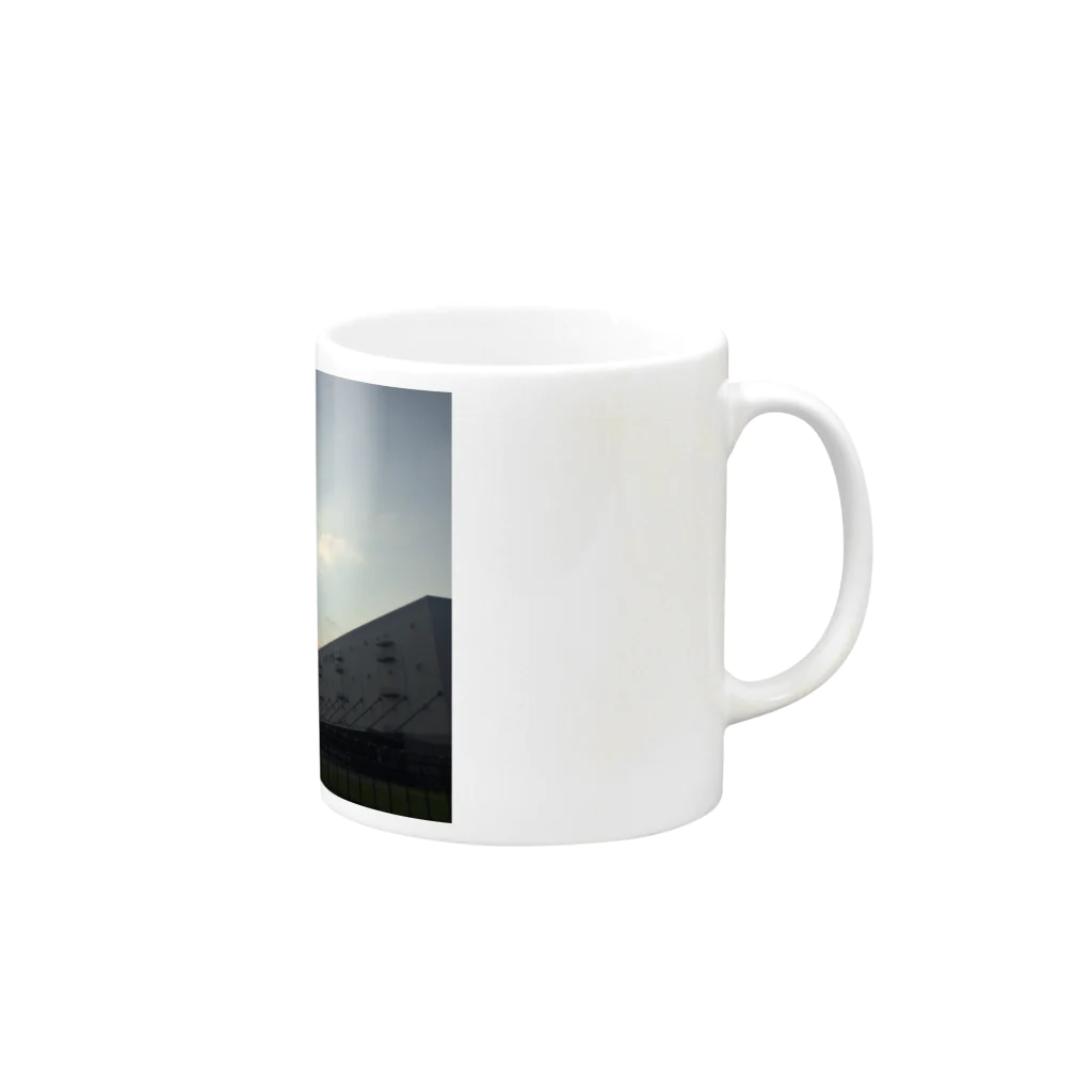 工藤の神秘的な雲 Mug :right side of the handle