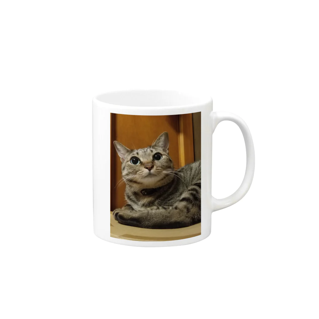 猫又雑貨店のあざ猫さん Mug :right side of the handle