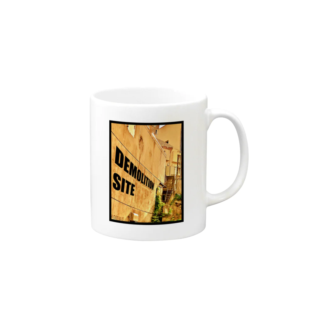 ma-botの解体現場の壁 Mug :right side of the handle