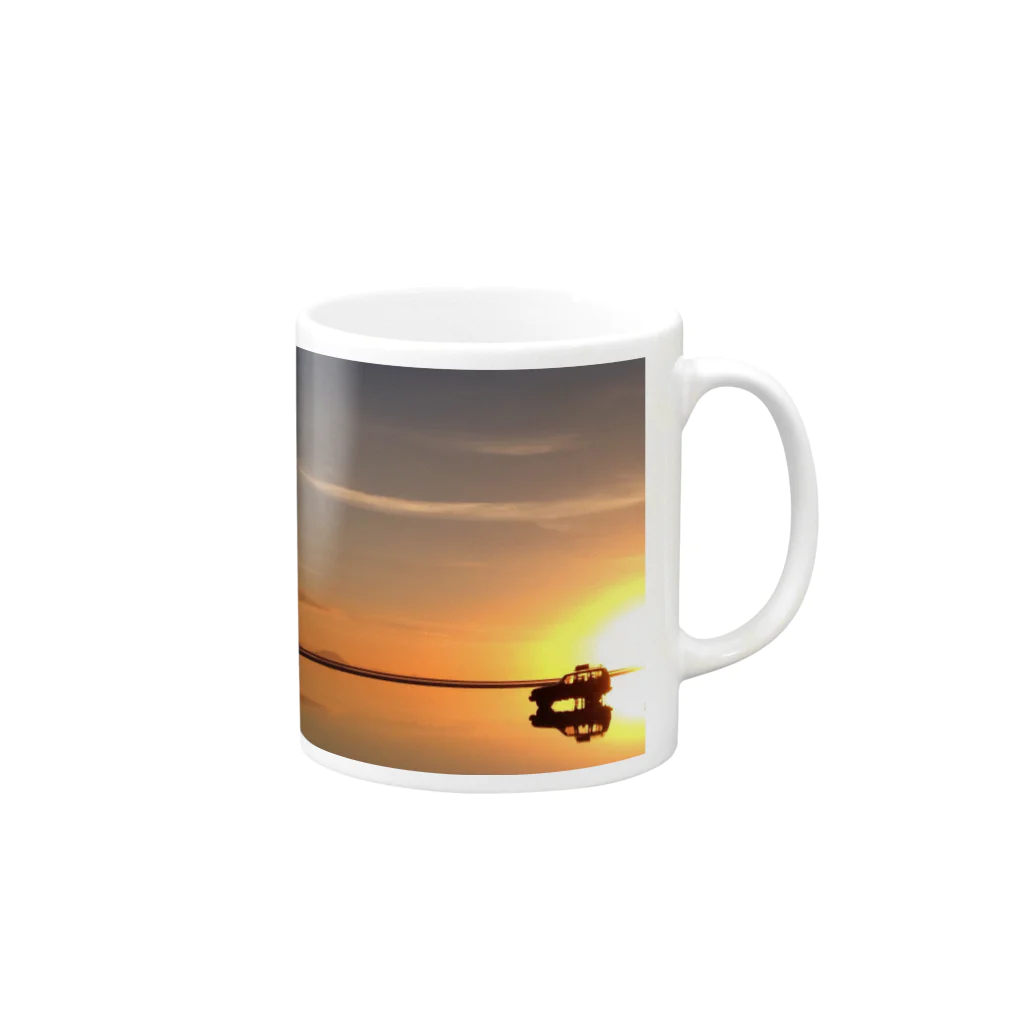 ジェラートの夕暮れウユニ Mug :right side of the handle