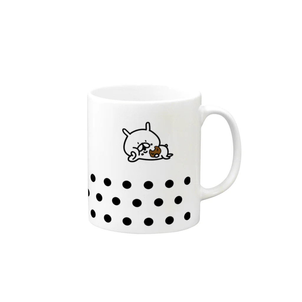 chococo_yuruusagiのゆるうさぎ　くつろぎ　水玉 Mug :right side of the handle