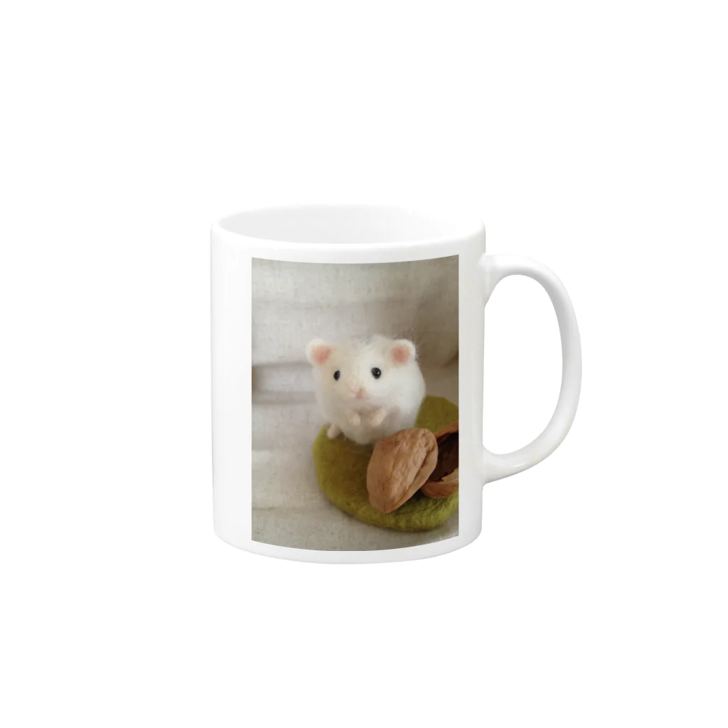 mukumukuのハムちゃん（ホワイト） Mug :right side of the handle