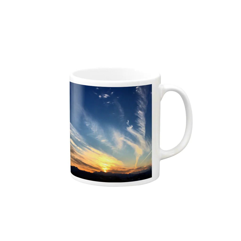 GOHANNDESUYOの夕焼け小焼け Mug :right side of the handle