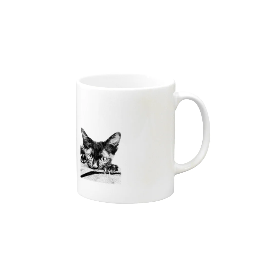 ネロヂカラのリアル黒猫(仔ねこ1) マグカップの取っ手の右面