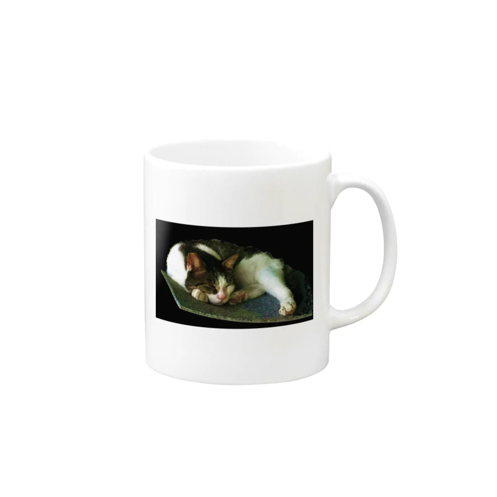 agiのA cat in the dark Mug :right side of the handle