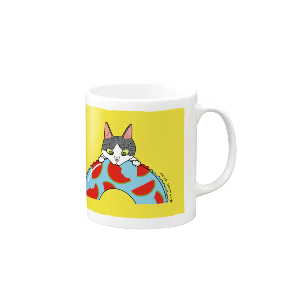 猫ざんまいの浮き輪にゃんこ(スイカ) Mug :right side of the handle