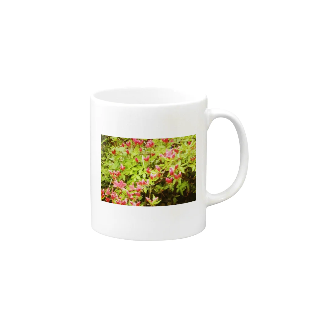 スキー場のゆきの帰り道のお花 Mug :right side of the handle