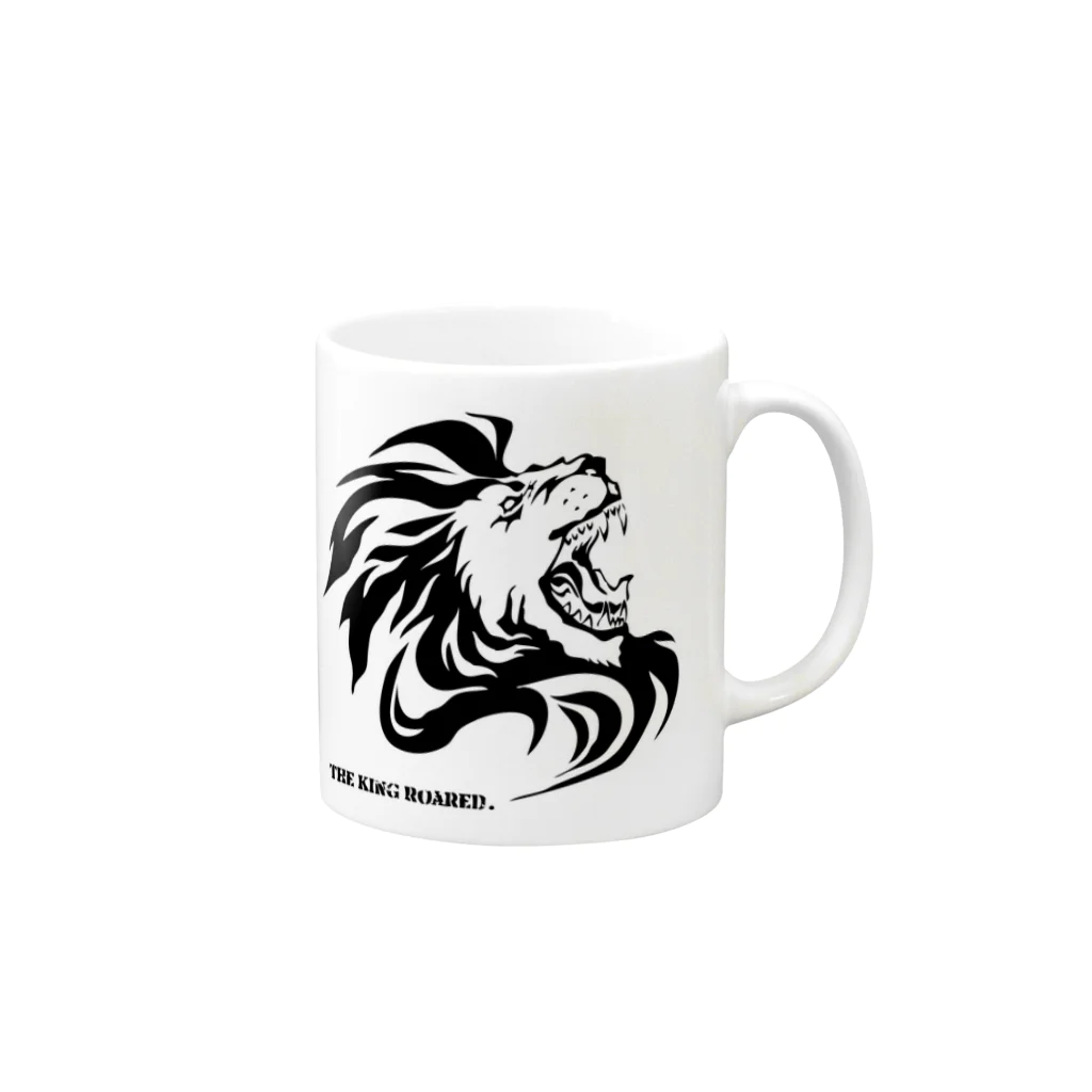 MilCraftのTHE KING ROARED Mug :right side of the handle