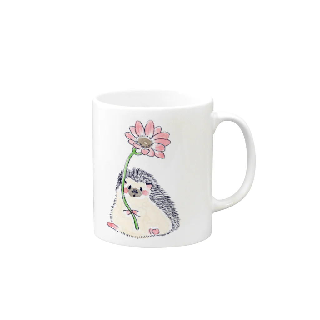 浅山しおん（ハリネズミのソフィー）のオリジナル　ハリネズミのソフィー、花をあげる。 Mug :right side of the handle