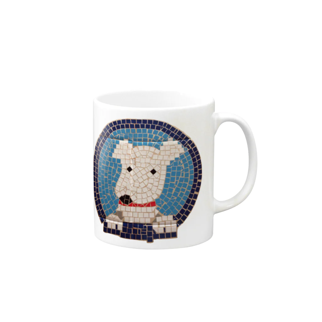 ワンモナイトの白い犬のタイルアート Mug :right side of the handle