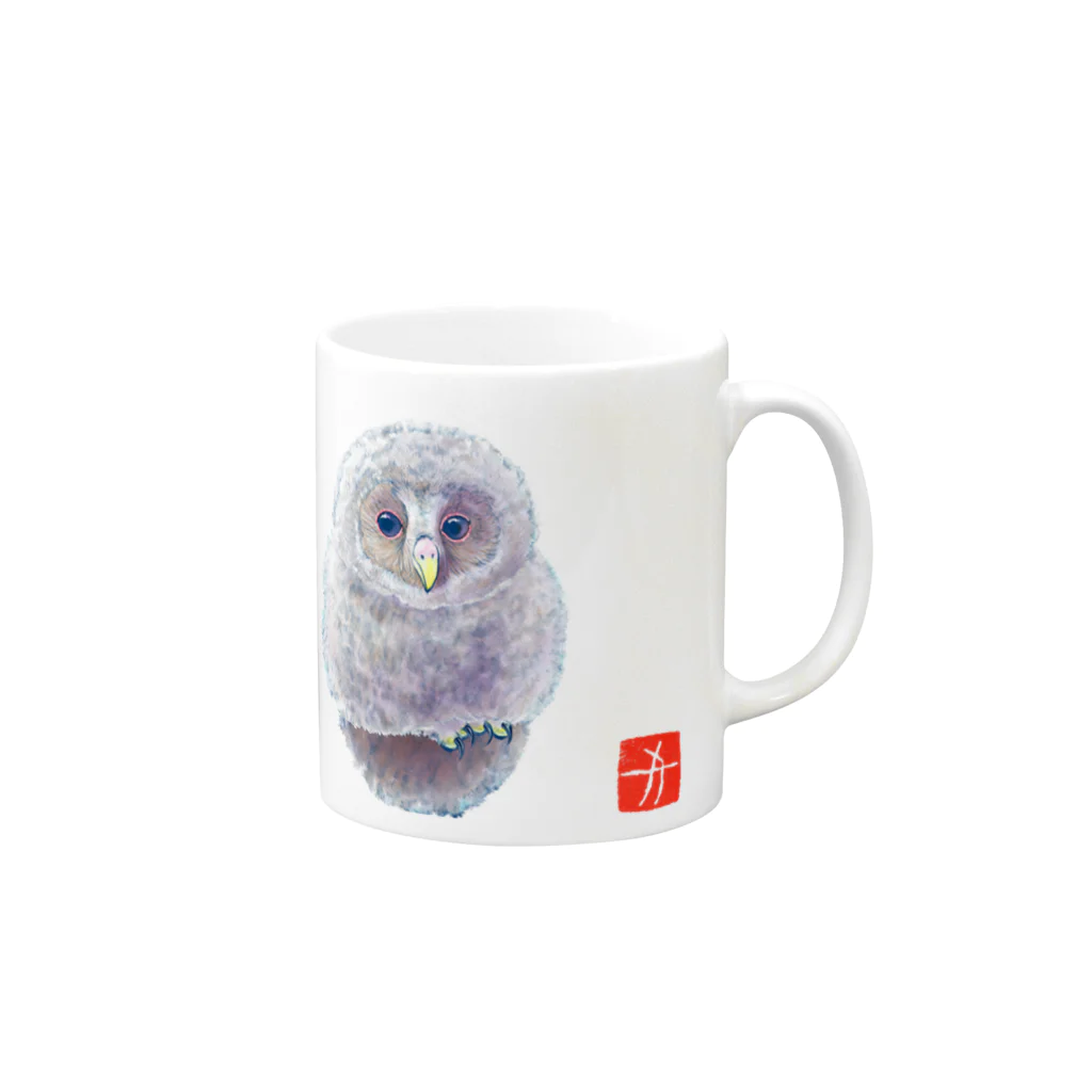 カリヲ屋スズリ支店のウラルフクロウ　大小2 Mug :right side of the handle