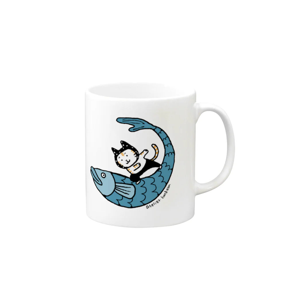 ほっかむねこ屋（アトリエほっかむ）のなみのりねこ Mug :right side of the handle