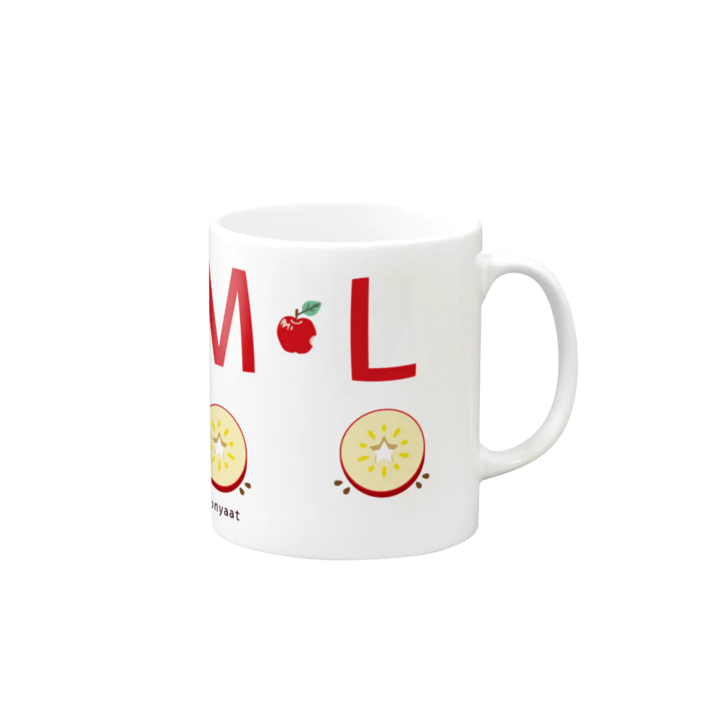 イラスト MONYAAT のML002 SMLTシャツのりんごすたぁ*輪切りのリンゴ Mug :right side of the handle