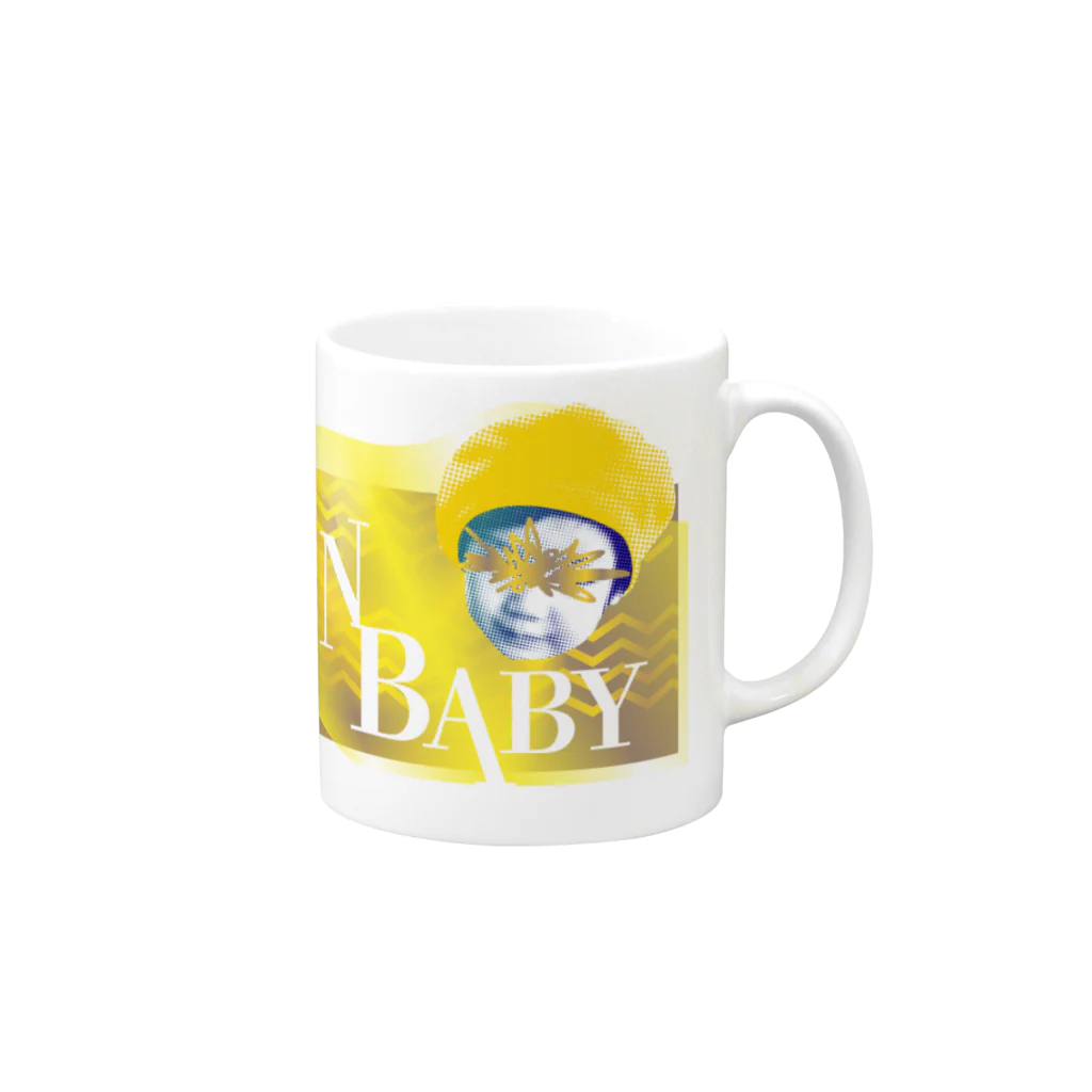 nanatitchのGOLDEN BABY Mug :right side of the handle