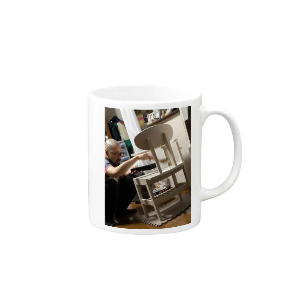 Jyorouのペンキを塗るハゲ Mug :right side of the handle