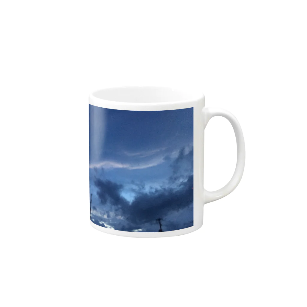 DELIVERYのとある日の空（iPhone7用） Mug :right side of the handle