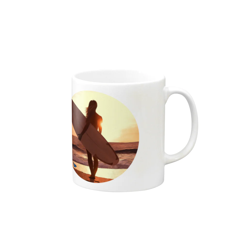 syachi工房のWave watching girl Mug :right side of the handle