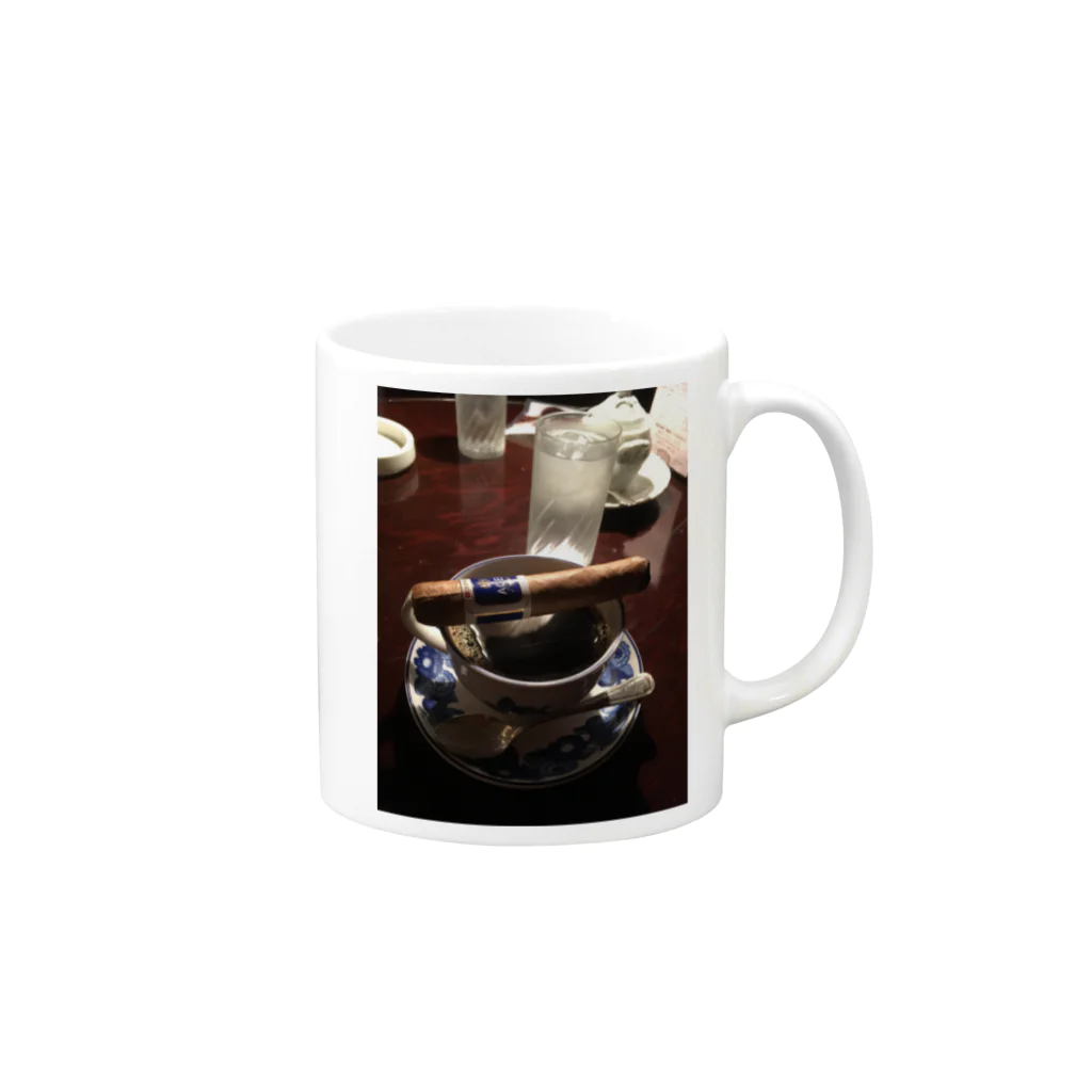 daishikingのシュガー&コーヒー Mug :right side of the handle