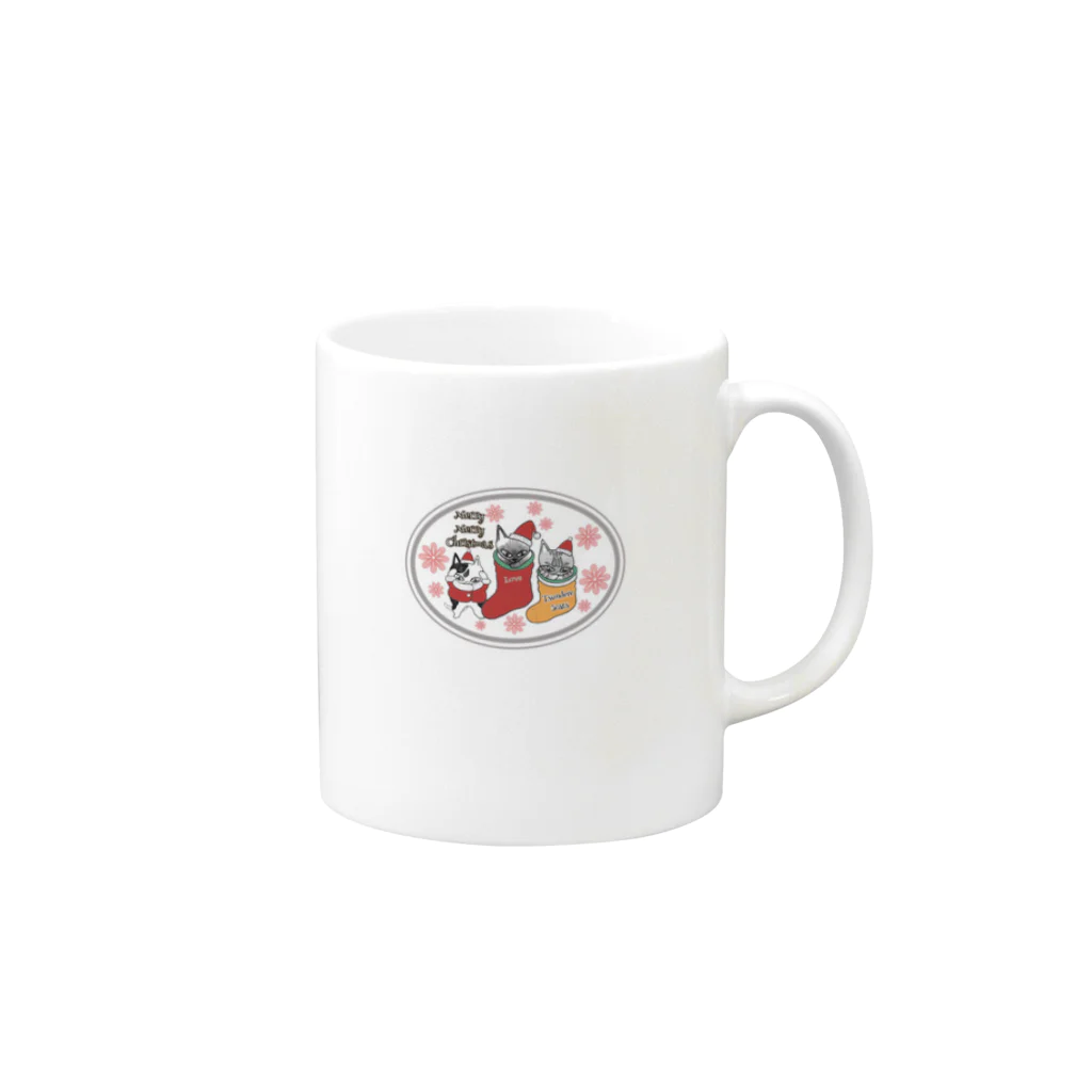 NATOSHOPの猫マグカップ　　3cats クリスマス Mug :right side of the handle