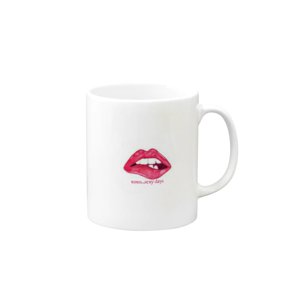 xoxo.....VODKAのsexy lip Mug :right side of the handle