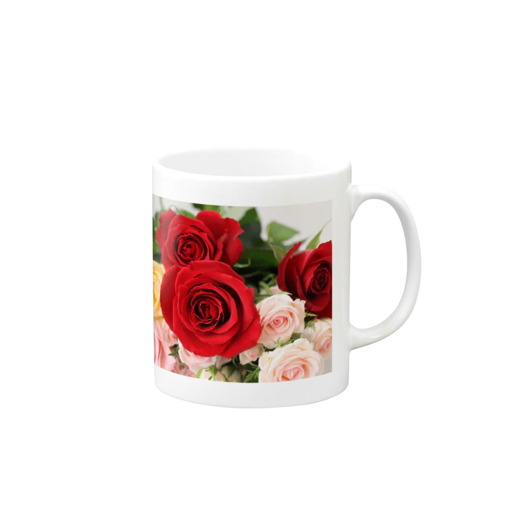 あなただけのオリジナルグッズショップの華やかなバラ Mug :right side of the handle