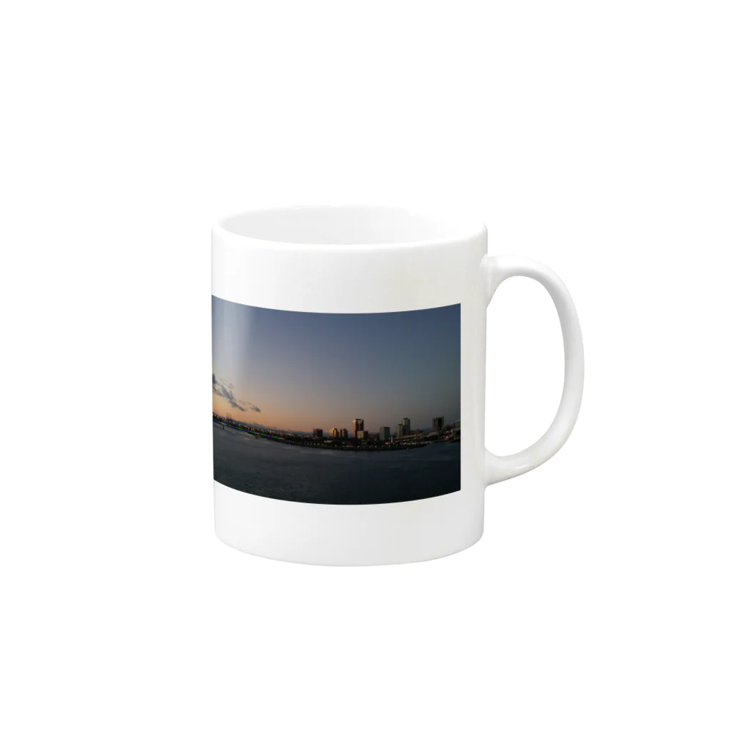 CalifornianのCalifornia 対岸からの景色 Mug :right side of the handle