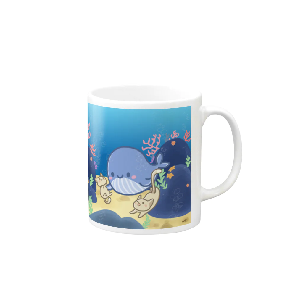 なおの海の中のクジラさんと猫 Mug :right side of the handle