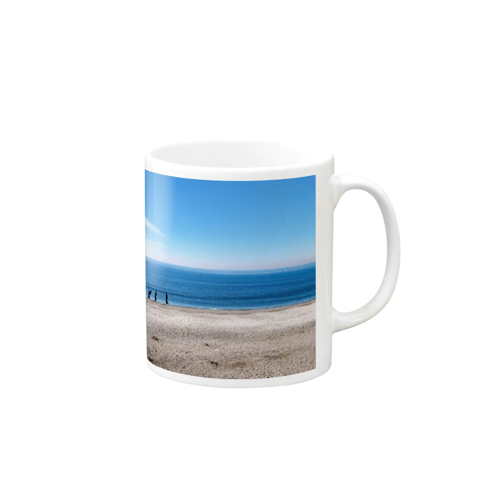 我欲無欲のビーチクリーンしてる海2 Mug :right side of the handle