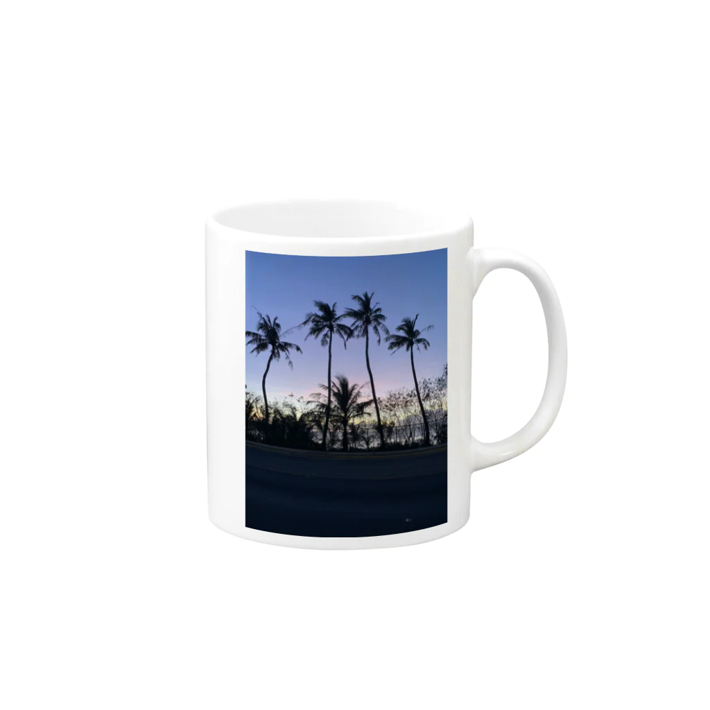 TomTomsanのguam Mug :right side of the handle