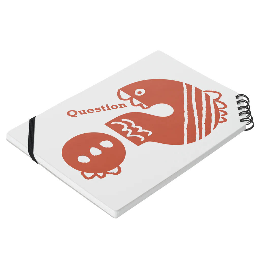 〈ヤマサキサチコ〉ショップのクエスチョンの魚（オレンジ） Notebook :placed flat