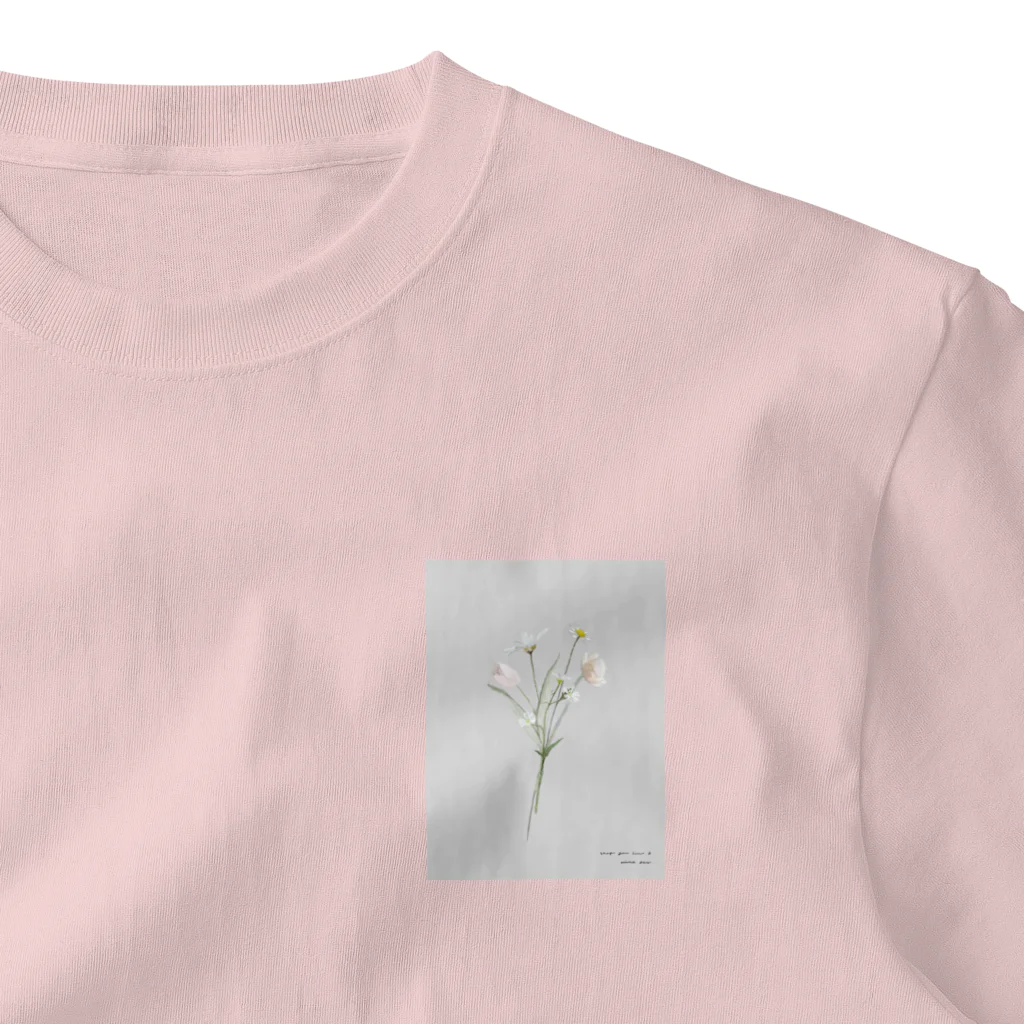 rilybiiの💐 Hanataba . grayish pale color . ワンポイントTシャツ