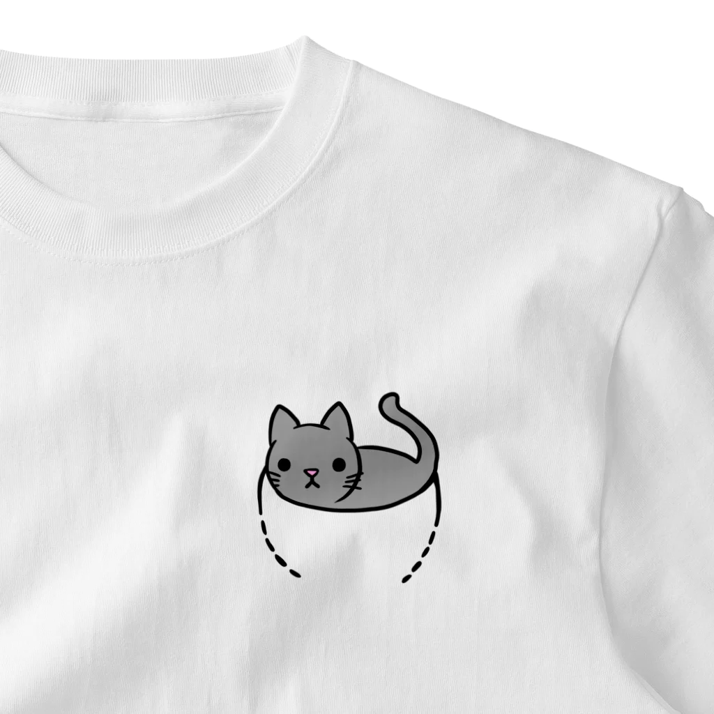 マカロンのポッケに収まる猫 ワンポイントTシャツ