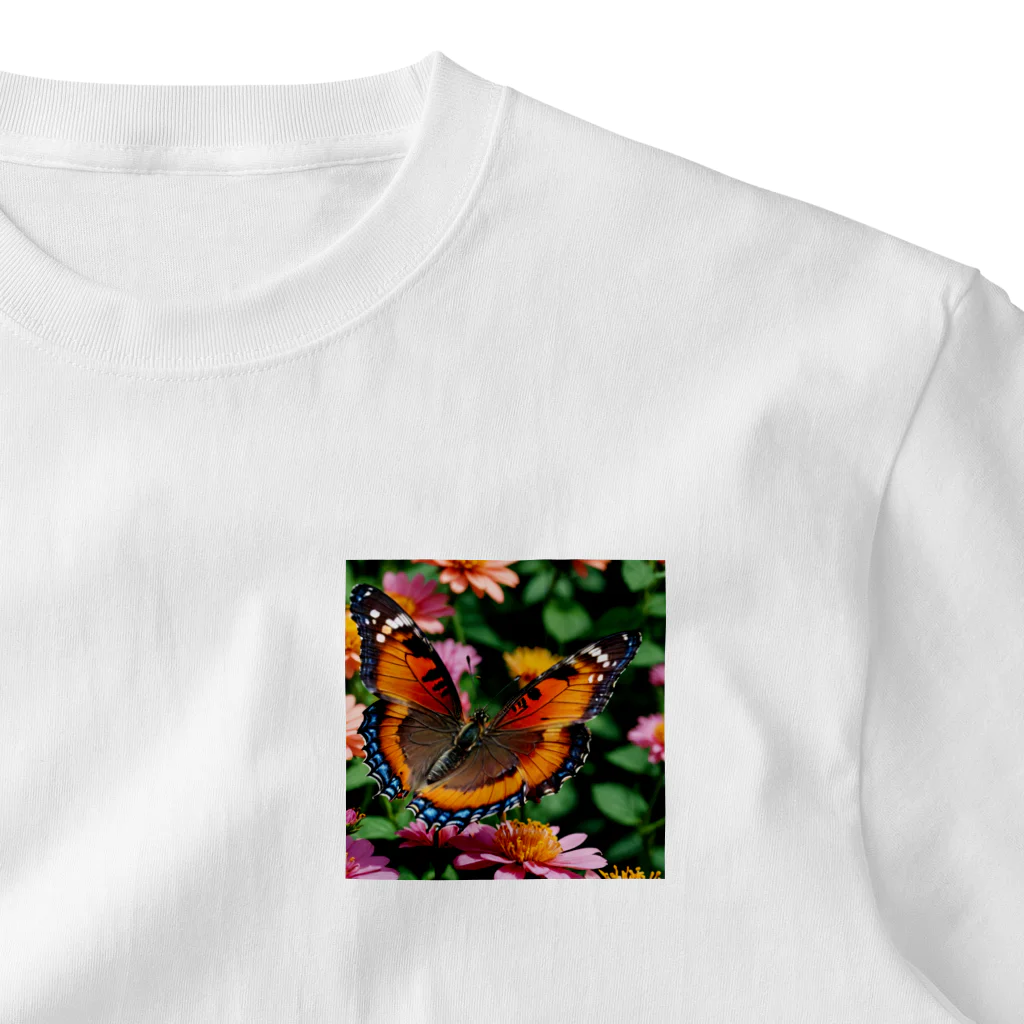 きんにくゆうたろうの花の蜜を吸うチョウ One Point T-Shirt