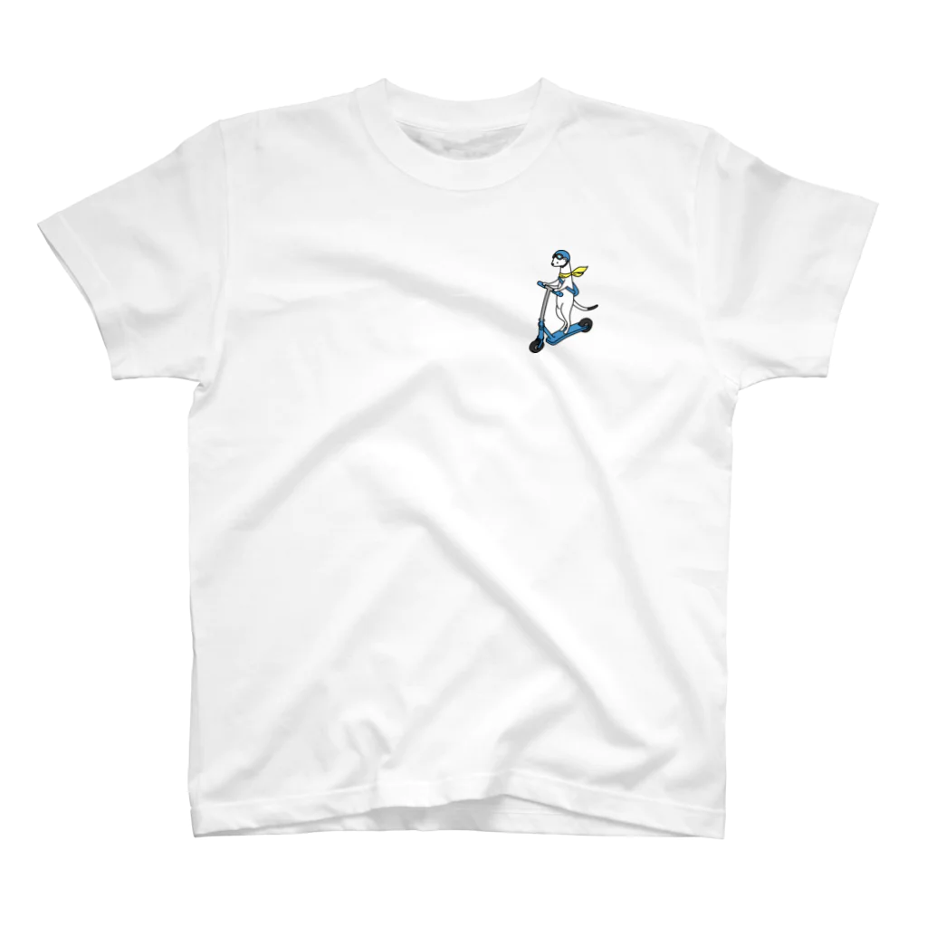 QROOVYのキックボードに乗るオコジョさん（文字無し） One Point T-Shirt