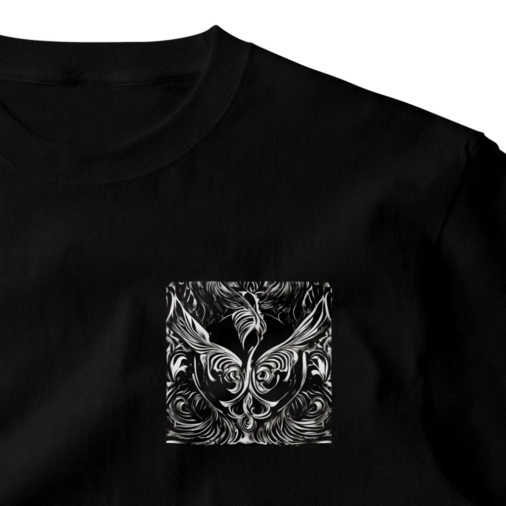 Black marketのBlack phoenix ワンポイントTシャツ